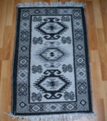 covor-traditional-culoare-1-negru-gri-dimensiunea-60x150cm-model30906.jpg