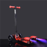 trotineta-pliabila-rosie-scooter-grafitty-cu-lumini-si-abur-pentru33288.jpg